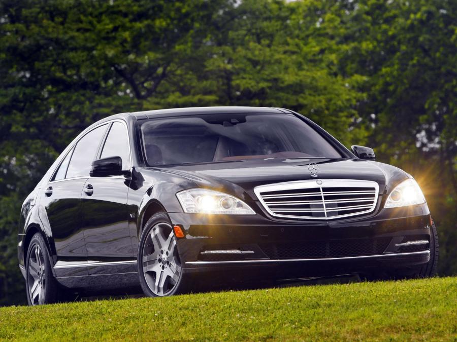  Mercedes-Benz S600 2009 года  (US) (фото 9 из 10)